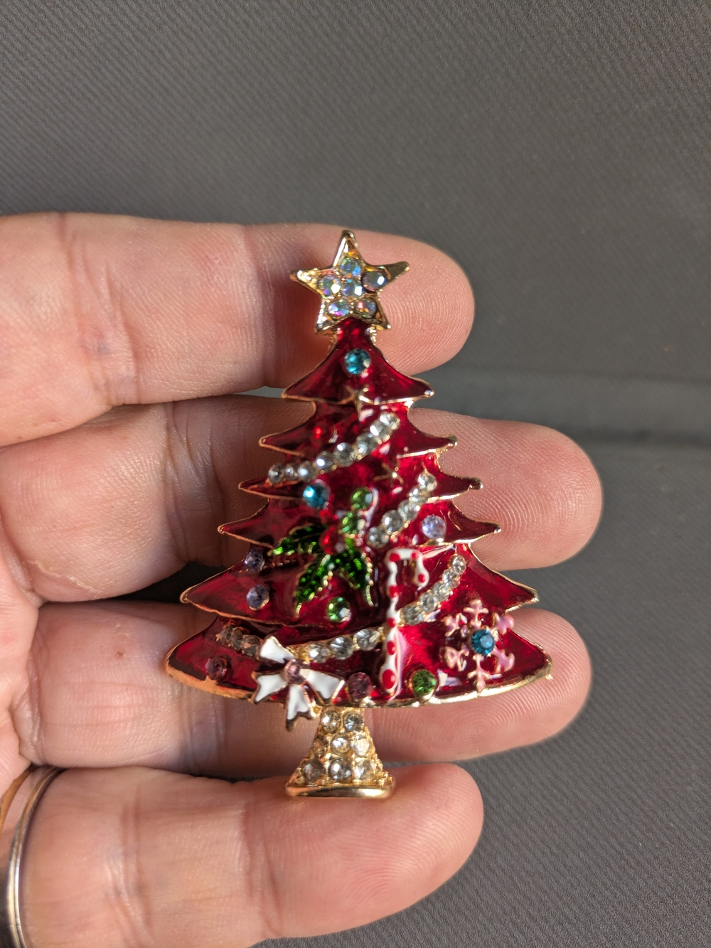 Festive Red Christmas Tree Brooch with Rhinestones